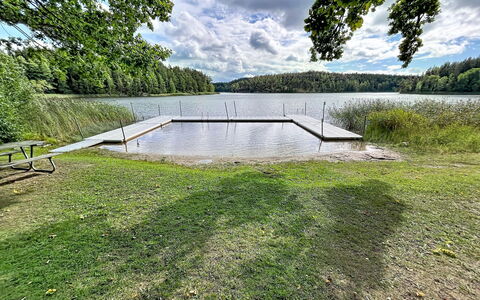 Villa Stensborg: Hierba, Arquitectura, Casa, Casa, El Terreno Del Lote, Cabaña, Inmuebles, Casa De Campo, Yarda, Césped