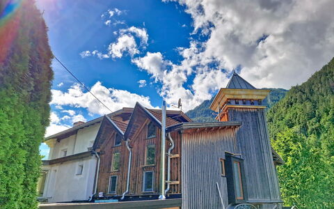 Sandra: Arquitectura, Techo, Pueblo De Montaña, Vía Muerta
