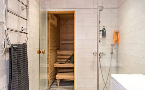 Mäkrä 3: Piso, Madera, Suelo, Arreglo De Tubería, Diseño De Interiores, Baño, Plomería, Loseta, Material Compuesto, Habitación