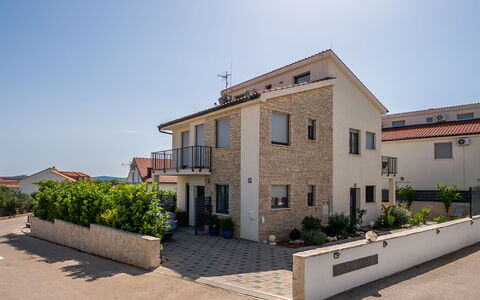 Le Vito: Edificio, Barrio Residencial, Fachada, Barrio, Casa, Arquitectura, By, Casa, Diseño Urbano, Techo