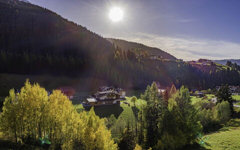 Chalet Dumbria Dolomites: Árbol, Accidentes Geográficos Montañosas, Paisaje Natural, Paisaje, Tierras Altas, Colina, Hill Station, Área Rural, Bosque, Valle
