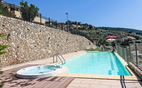 Borgo dei Fiori: Piscina, Recurso, Material Compuesto, Mueble Para Exteriores, Eco Hotel, Sombra, Hotel, Ciudad De Vacaciones, Balcón, Thermae