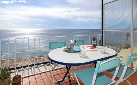 Balcon al Mar: Balcón