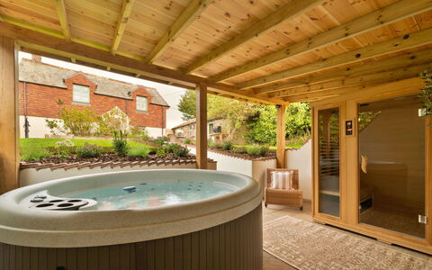 Horsepool Cottage: Balcón