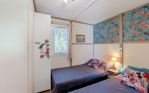 A Casetta: Diseño De Interiores, Mueble, Habitación, Cama, Textil, Suelo, Piso, Habitación, Techo, Sábana