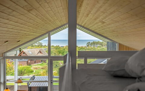 Taneli - 400M from the Sea: Madera, Cabaña, Madera Dura, Porche, Vía Muerta, Tablón, Inmuebles, Diseño, Manchas De Madera, Edificios Del Jardín
