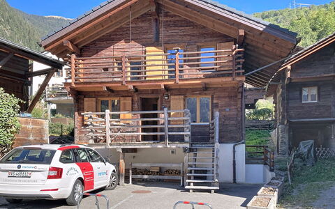 Perray 22: Casa, Cabaña, Pendiente, Balcón, Vía Muerta, Cuarto De Troncos, Porche, Pueblo, Escalera, Maderas