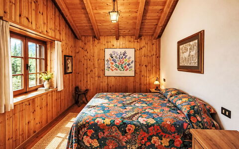 Il Ghiro: Mueble Para Exteriores, Arbusto, Casa, Mesa Al Aire Libre, Mueble, Casa, Jardín, Césped, Patio Interior, Inmuebles