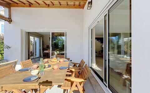 Maison de Saint-Pierre: Arquitectura, Pendiente, Cabaña, Cordillera, Cuarto De Troncos, Vía Muerta, Maderas, Alpes, Eco Hotel, Pueblo De Montaña