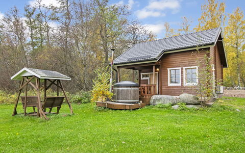 Anttoora C-Sauna: Casa, Cabaña, Área Rural, Casa, Jardín, Edificios Del Jardín, Cuarto De Troncos, Césped, Yarda, Cobertizo