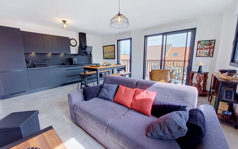 Les Alizés: Mueble, Diseño De Interiores, Piso, Suelo, Sofá, Departamento, Habitación, Sala, Casa