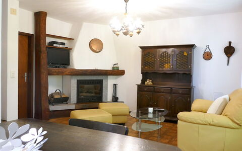 Ca' Angiulin: Mueble, Diseño De Interiores, Piso, Pared, Sofá, Habitación, Madera, Suelo, Sala, Techo