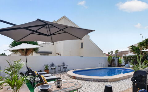 Quesada: Mueble Para Exteriores, Piscina, Paraguas, Recurso, Silla, Eco Hotel, Sombra, Maceta, Sunlounger, Patio