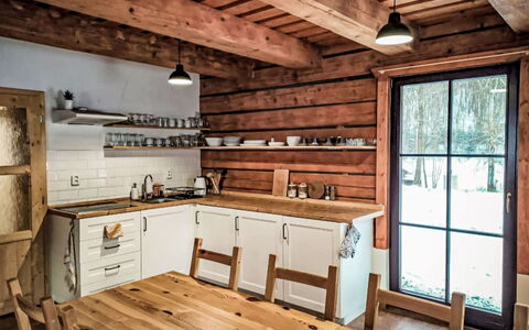 Donut Retreat 1: Madera, Mueble, Cocina, Piso, Techo, Diseño De Interiores, Madera Dura, Manchas De Madera, Suelo, Mostrador