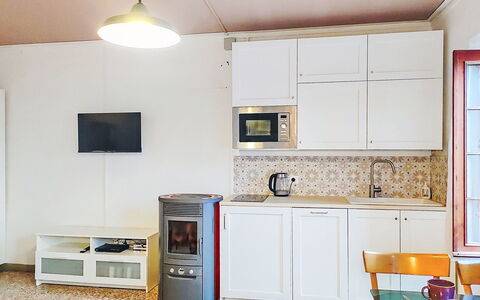 La Collina: Mueble, Diseño De Interiores, Electrodoméstico, Piso, Aparato De Cocina, Madera, Electrodoméstico, Suelo, Cocina, Habitación