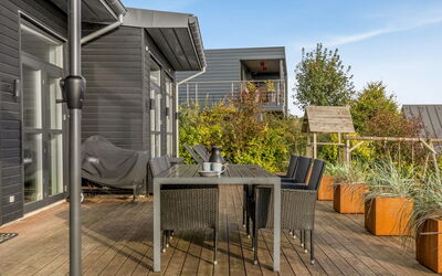 Gerwendil - 220M from the Sea