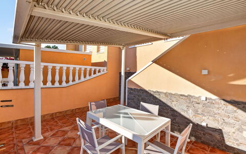 Panorama: Piso, Habitación, Lecho, Cama, Marco De La Cama, Linos, Sábana, Madera Dura, Colchón, Suelos De Madera