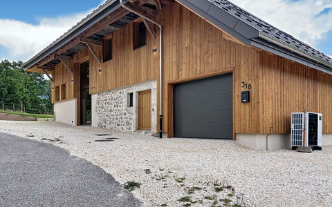 La Grange à Luc: Piso, Habitación, Lecho, Cama, Marco De La Cama, Linos, Sábana, Madera Dura, Colchón, Suelos De Madera
