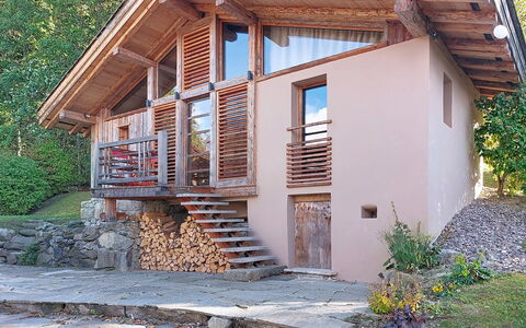 Le Hameau: Piso, Habitación, Lecho, Cama, Marco De La Cama, Linos, Sábana, Madera Dura, Colchón, Suelos De Madera