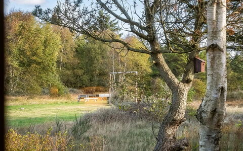 Ømunde - 2.5Km from the Sea: Madera, Cabaña, Vía Muerta, Cuarto De Troncos, Manchas De Madera, Madera Dura, Tablón, Maderas, Material Natural, Edificios Del Jardín