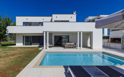 Level 4: Barrio Residencial, Casa, Piscina, Material Compuesto, Inmuebles, Sombra, Villa, Hormigón, Diseño, Paisajismo