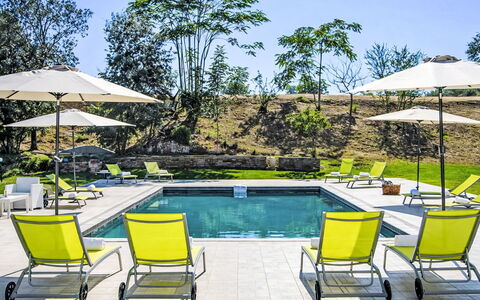 Villa Denise: Piscina, Mueble Para Exteriores, Jardín, Mueble, Recurso, Sombra, Eco Hotel, Patio Interior, Ocio, Silla