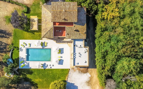 Villa Denise: Piscina, Mueble Para Exteriores, Jardín, Mueble, Recurso, Sombra, Eco Hotel, Patio Interior, Ocio, Silla