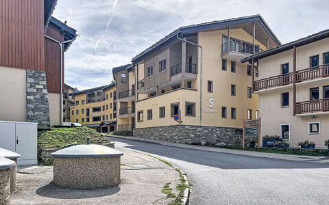 Terrasses de Termignon: Departamento, Recurso, Piscina, Condominio, Balcón, Hotel, Eco Hotel, Villa, Planta De Casa
