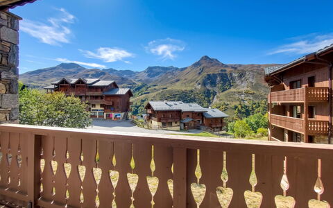Le Hameau des Airelles: Departamento, Recurso, Piscina, Condominio, Balcón, Hotel, Eco Hotel, Villa, Planta De Casa