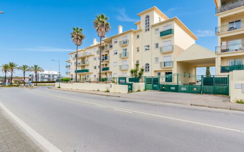 Joaninha: Edificio, Barrio Residencial, La Carretera, Departamento, Arquitectura, Barrio, By, Calle, Asfalto, Asentamientos Humanos