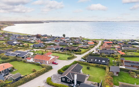 Takenya - 400M from the Sea: Barrio Residencial, Costa, Costeras Y Los Accidentes Geográficos Oceánico, Casa, Mar, Apuntalar, Suburbio, Oceano, Bahía, Sonido