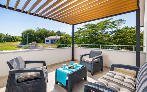 Irena: Ladrillo, Inmuebles, Jardín, Suburbio, Entrada De Coches, Paisajismo, Yarda, Hacienda, Casa De Campo, Patio Interior