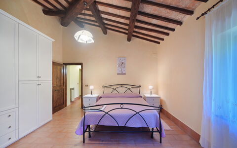 Casale Vepres: Diseño De Interiores, Mueble, Piso, Techo, Suelo, Cama, Habitación, Encendiendo, Habitación, Marco De La Cama
