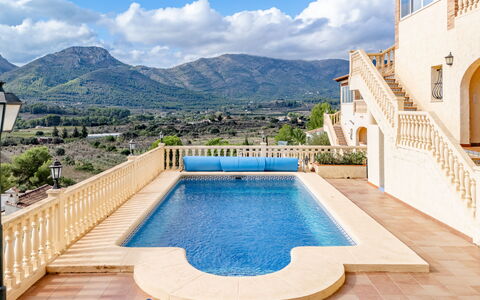 Vista Xalo: Piscina, Accidentes Geográficos Montañosas, Montaña, Colina, Cordillera, Recurso, Inmuebles, Hacienda, Ocio, Thermae