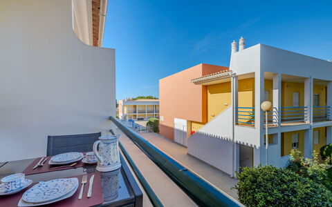 Encosta São José Escape: Departamento, Balcón, Inmuebles, Sombra, Diseño, Villa, Porche, La Luz Del Día, Ático, Hotel