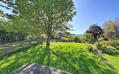 Ferienhaus Huber: Verde, Paisaje, Cobertura Del Suelo, Primavera, Prado, Jardín, Luz De Sol, Césped, Pasto, Sombra