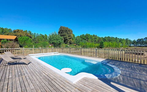 Tartoure: Piscina, Recurso, Cubierta, Material Compuesto, Ocio, Eco Hotel, Mueble Para Exteriores, Sombra, Fuente De Agua, Diseño