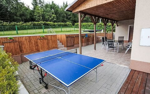 Svahová 2: Azul, Madera, Mueble, Casa, Mueble Para Exteriores, Silla, Sombra, Balcón, Manchas De Madera, Eco Hotel