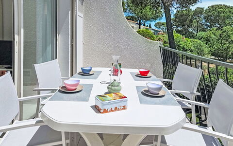 Le Val des Pins: Balcón, Villa