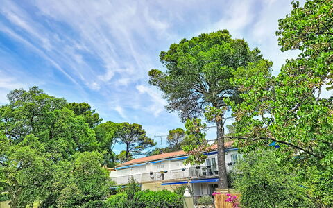 Le Val des Pins: Balcón, Villa