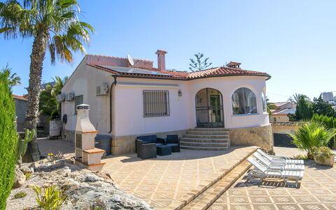 Jara: Inmuebles, Hacienda, Villa, Balcón