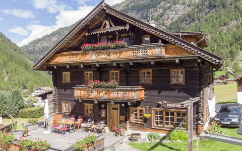 Sölden 200: Nube, Planta, Montaña, Ventana, Cielo, Edificio, Casa, Árbol, Madera