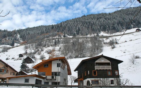 Höferau: Nieve, Invierno, Pueblo De Montaña, Montaña, Hill Station, Propiedad, By, Casa, Fenómeno Geológico, Cielo