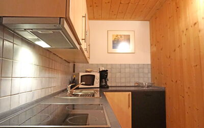 Alojamiento:&nbsp;Helmreich 150.5