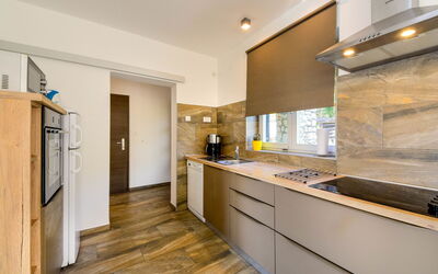 Alojamiento:&nbsp;Marija 110.1