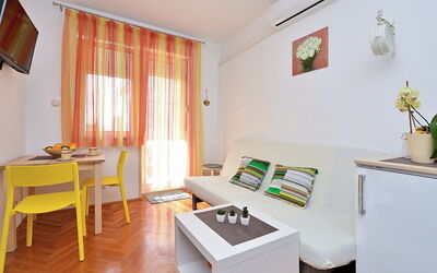 Ančić 125.2: Habitación, Mueble, Propiedad, Diseño De Interiores, Edificio, Casa, Mesa, Bienes Raíces, Suelo, Sala