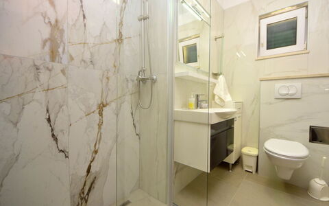 Alojamiento:&nbsp;Villa Andjelka 330.3