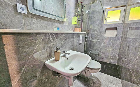 Alojamiento:&nbsp;Snježana 100.2