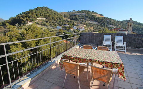 Il Cippo: Propiedad, By, Bienes Raíces, Turismo, Casa, Edificio, Cielo, Árbol, Montaña, Habitación