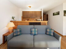 Alojamiento:&nbsp;Tourbillon B 27 240.2